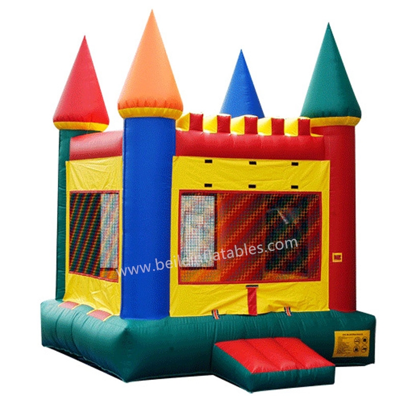 Giant Inflatable bouncer house